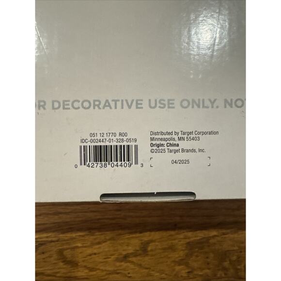 Target Wondershop Featherly Friends 2025 Anniversary Collection 10 Bird Figurine - Picture 13 of 14